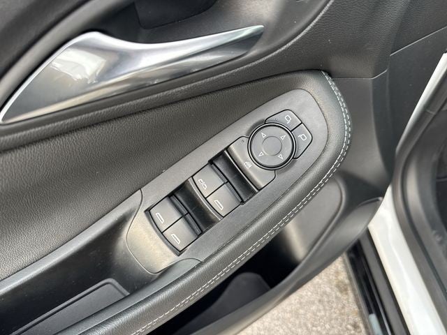 2024 Buick Encore GX FWD 4dr Sport Touring