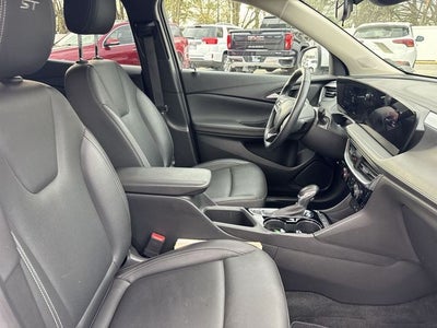 2024 Buick Encore GX FWD 4dr Sport Touring