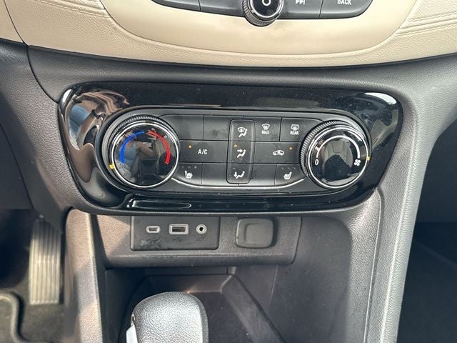 2022 Buick Encore GX FWD 4dr Preferred