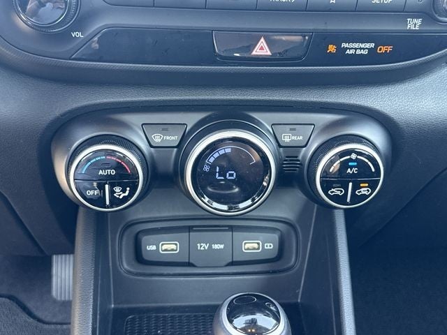 2022 Hyundai Venue SEL IVT
