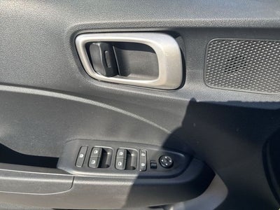 2022 Hyundai Venue SEL IVT