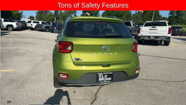 2022 Hyundai Venue SEL IVT