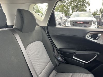 2023 Kia Soul S IVT