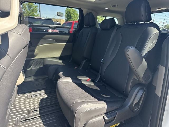2026 Kia Carnival Hybrid SX FWD