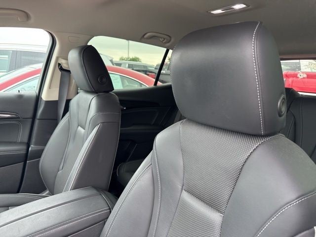 2023 Buick Envision FWD 4dr Essence