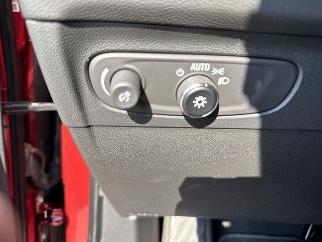 2023 Buick Envision FWD 4dr Essence