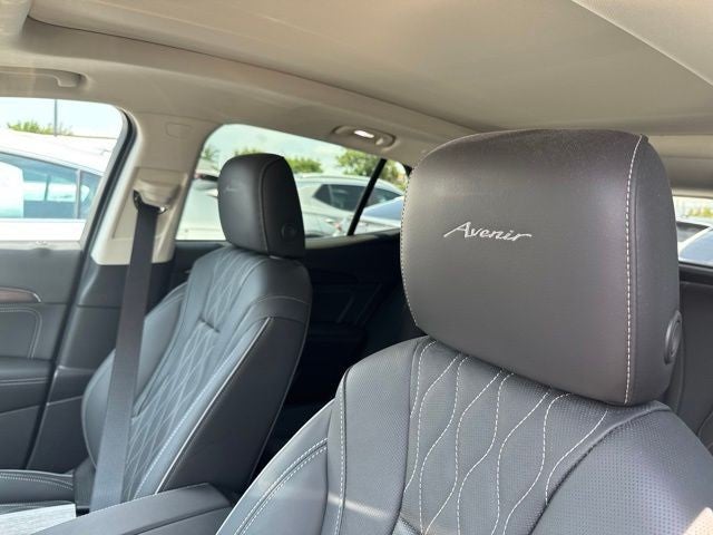 2023 Buick Envision FWD 4dr Avenir