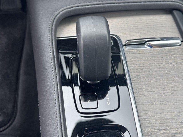 2025 Volvo S90 B6 AWD Plus