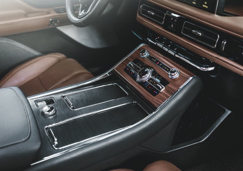 The front center console of a 2024 Lincoln Aviator® SUV is shown | Dave Sinclair Lincoln St. Peters in Saint Peters MO