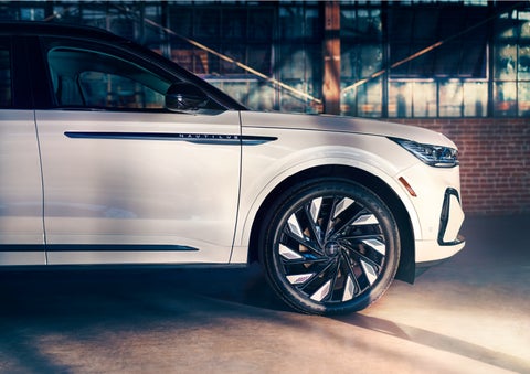 The wheels of the available Jet Appearance Package are highlighted. | Dave Sinclair Lincoln St. Peters in Saint Peters MO