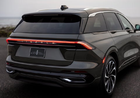 The rear of a 2026 Lincoln Black Label™ Nautilus® SUV displays full LED rear lighting. | Dave Sinclair Lincoln St. Peters in Saint Peters MO