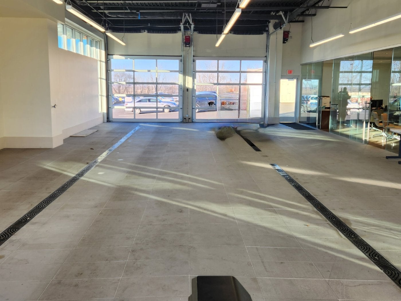 Full service bay with bay doors and work area at Dave Sinclair Lincoln St. Peters